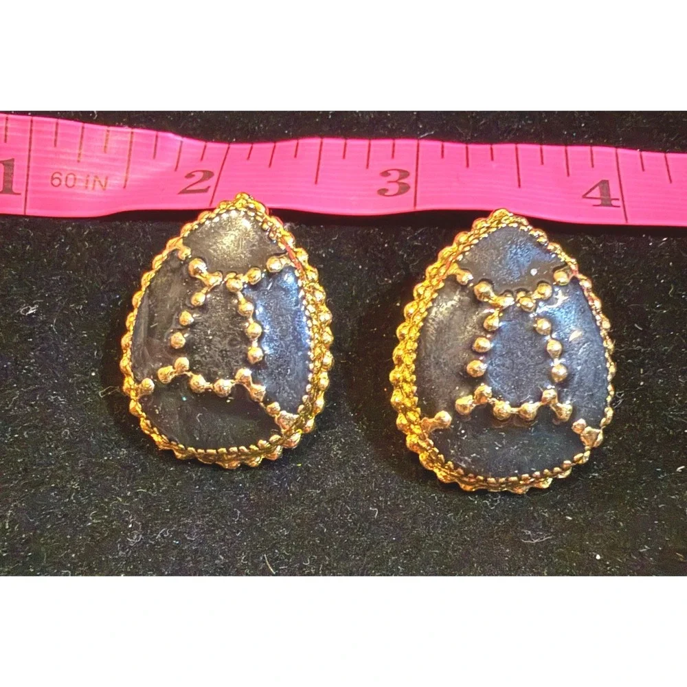 Vintage‎ Black Gold Teardrop Statement Stud Earrings Ornate Beaded Border Post